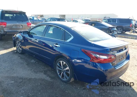 2017 Nissan Altima 2.5 Sr из США, поврежденный, VIN 1N4AL3AP3HC137586